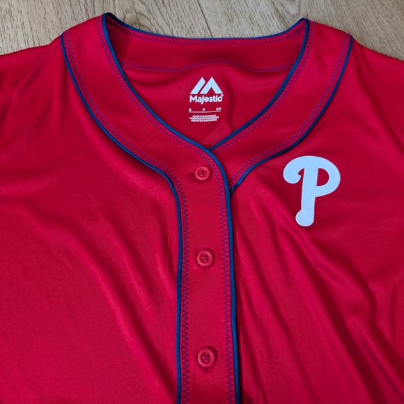 Philadelphia Phillies Majestic Women's Red Short Sleeve Tee - Picture 6 of 8